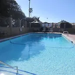 Pacific Shores Inn