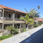 Pacific Shores Inn